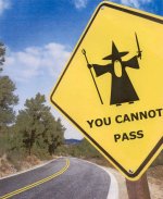 Gandalf-road-sign-lord-of-the-rings-2619791-659-800.jpg