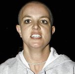 britney_spears_bald_400a030207.jpg