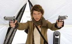 resident_evil_extinction_milla_jovovich_with_guns.jpg