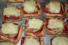 Miniature Reuben Appetizers.jpg