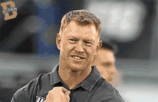 4DDB1831-CFA9-4A3F-B933-C151F5869AC9.gif