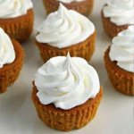pumpkin-pie-cupcakes.jpg