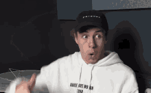 115E47F7-3FDE-4340-830E-47B1893FFE7B.gif