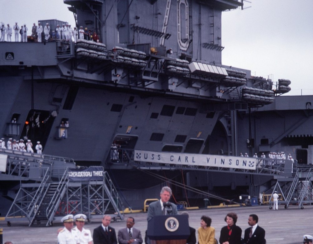 CVN-70-USS-Carl-Vinson-photo-082.thumb.jpg.4926fd87db894655713ce7c2a5eb7938.jpg
